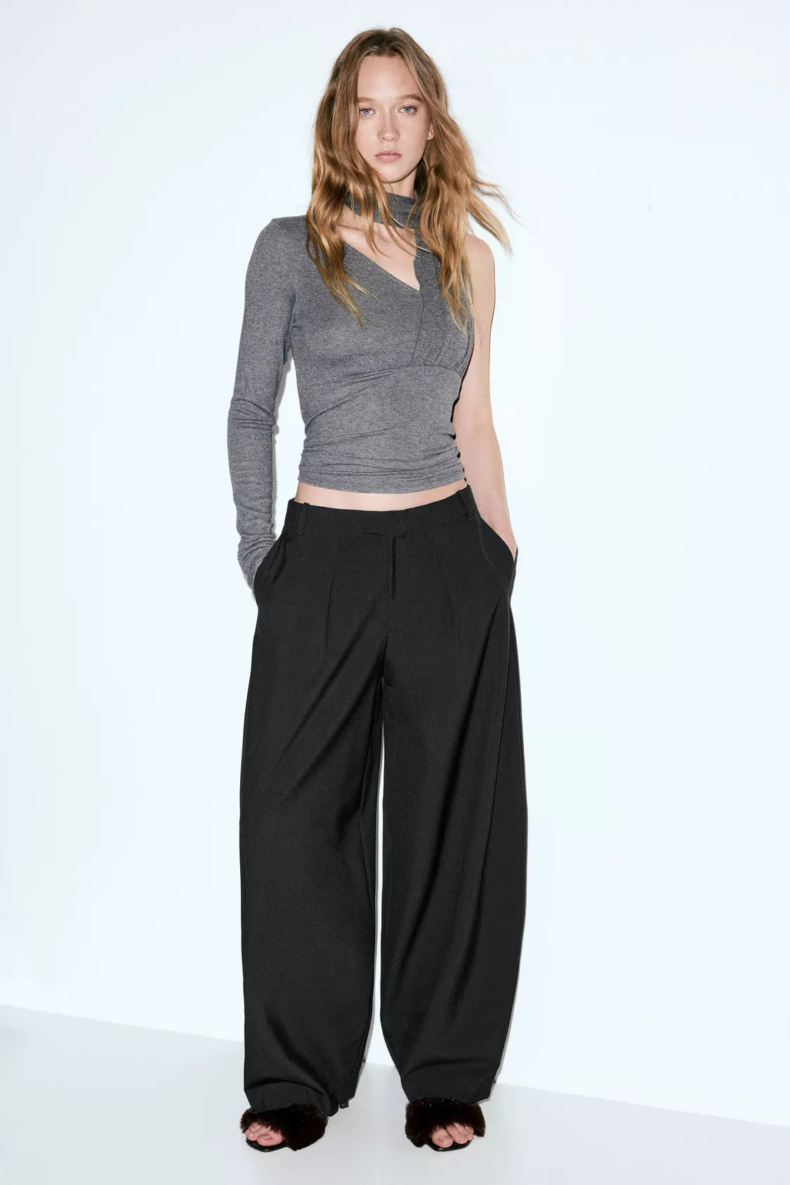 PANTALON BARREL À PINCES