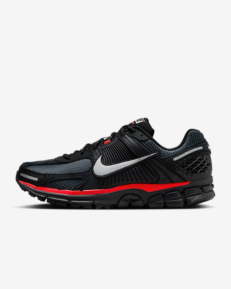 Nike Zoom Vomero 5 - Noir / Rouge