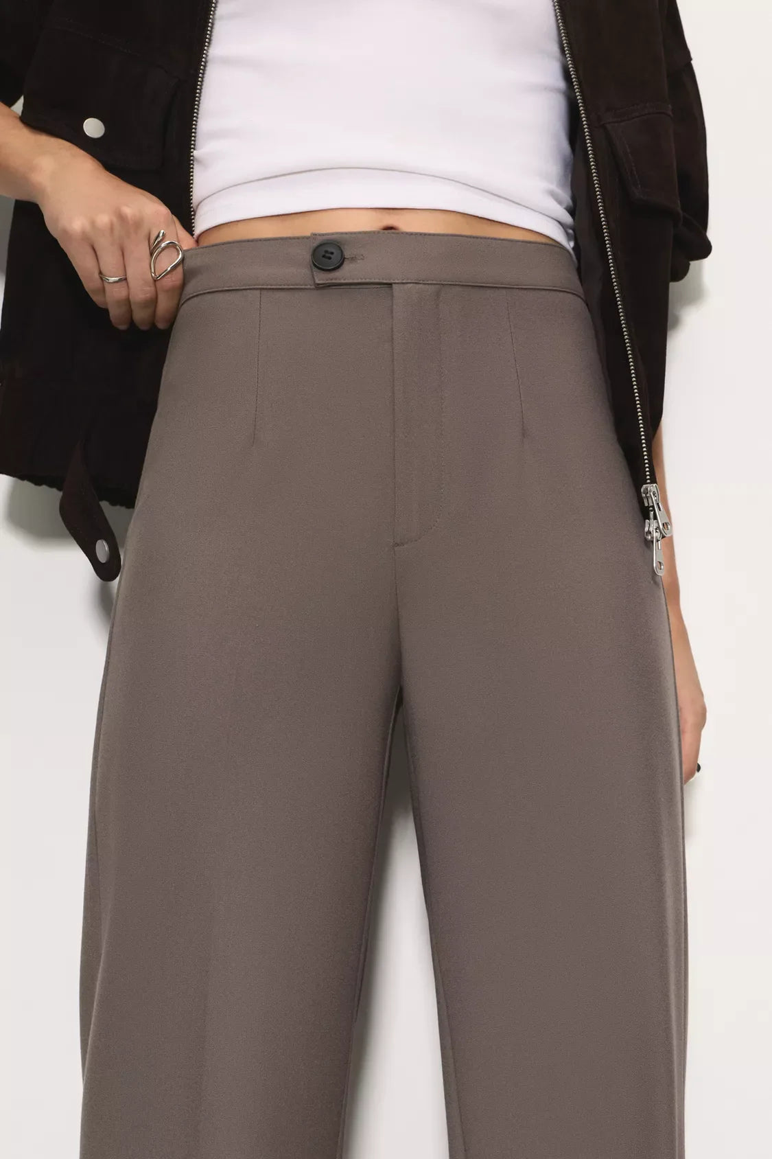 PANTALON DE VILLE TAILLE HAUTE À PINCES