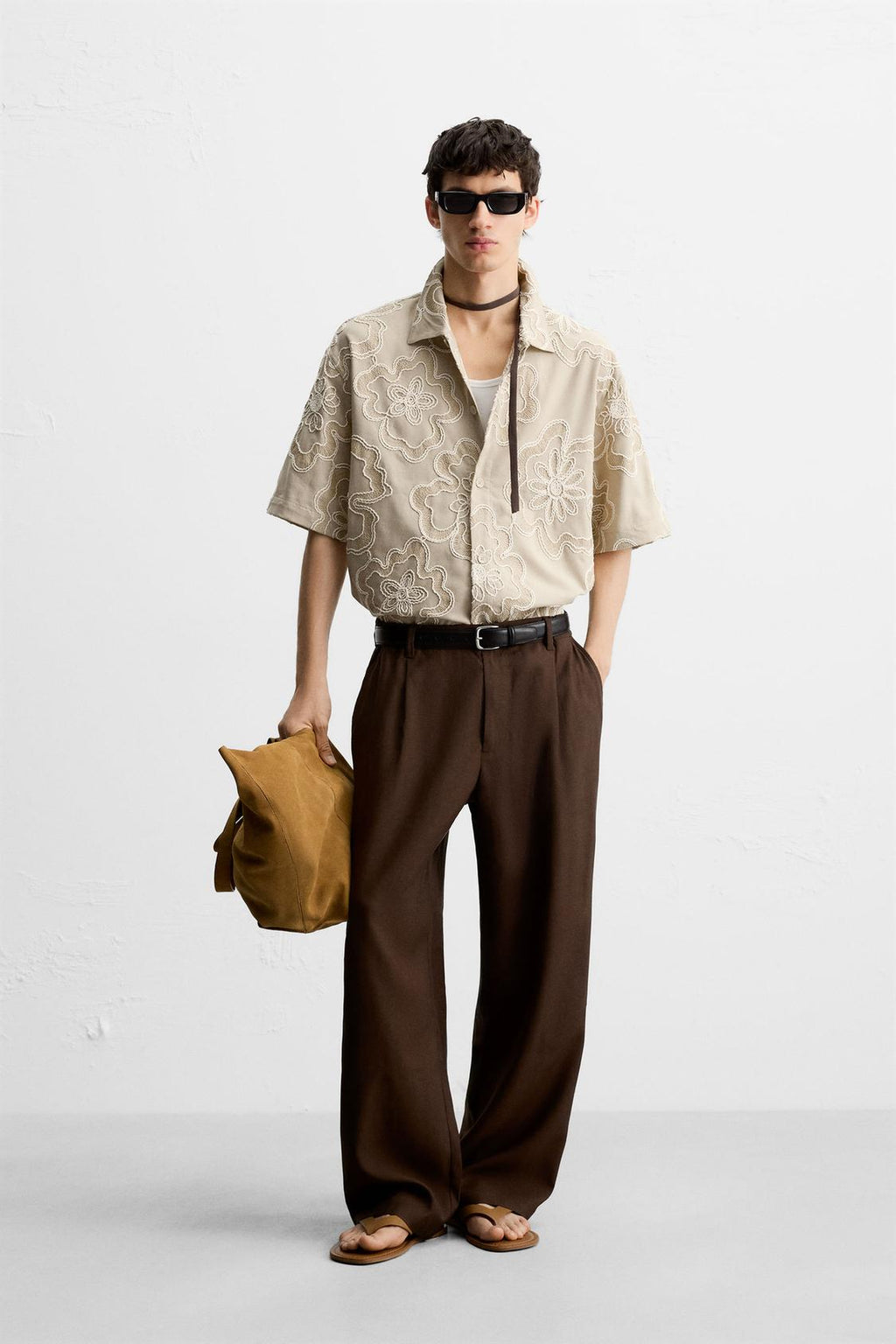 CHEMISE BRODERIES RELIEF