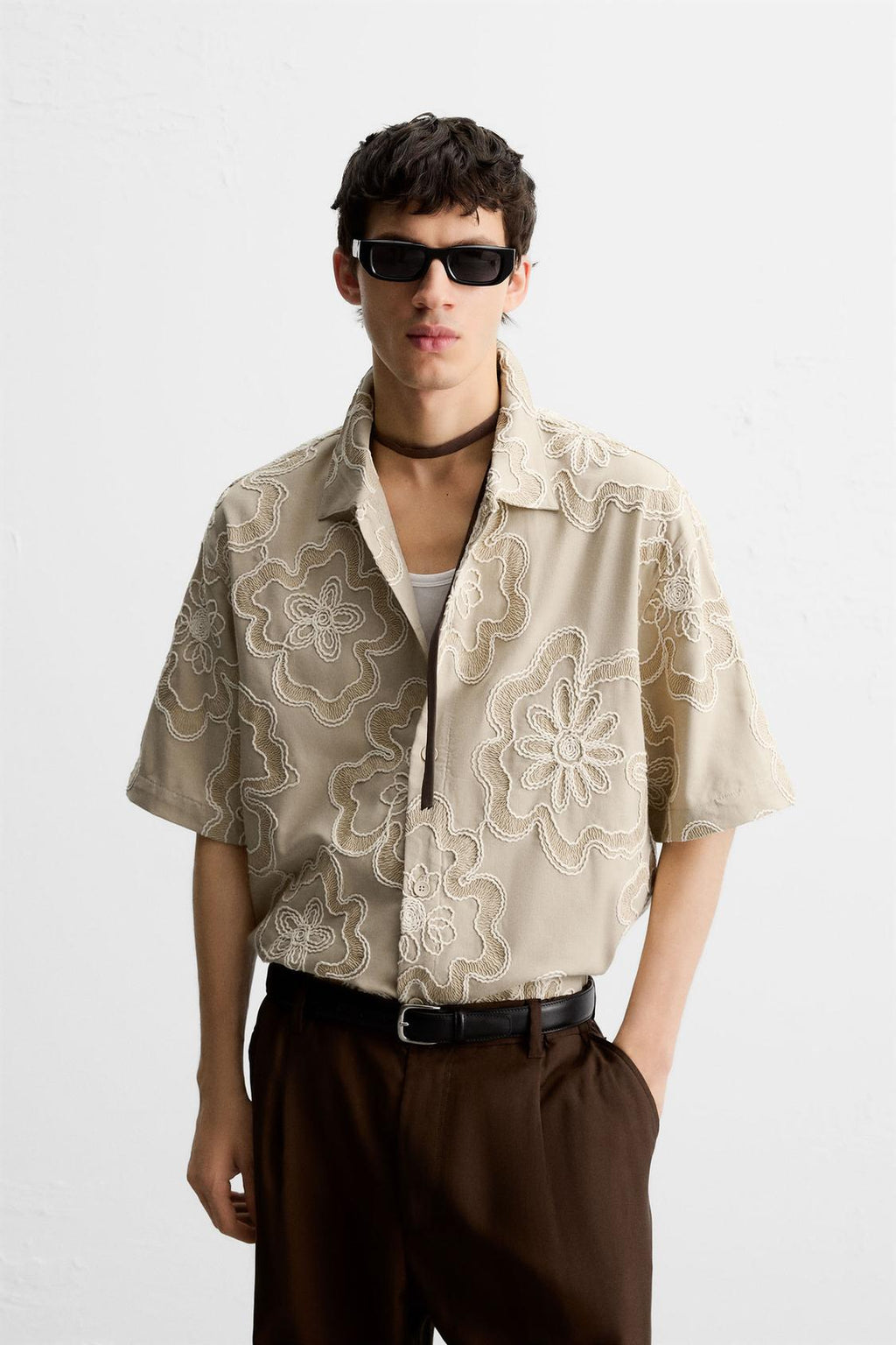 CHEMISE BRODERIES RELIEF