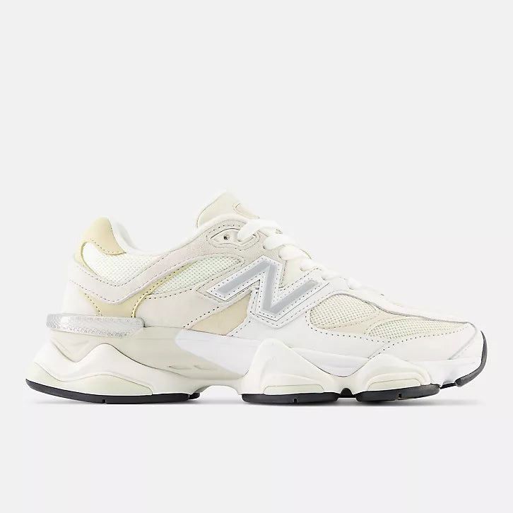 NEW  BALANCE 9060 - BEIGE