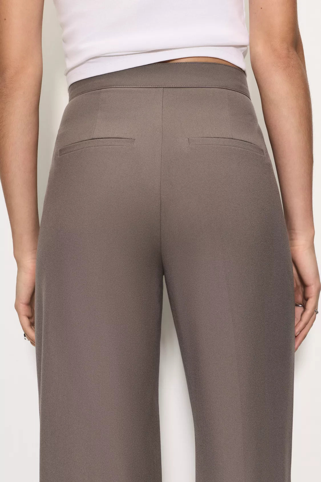 PANTALON DE VILLE TAILLE HAUTE À PINCES