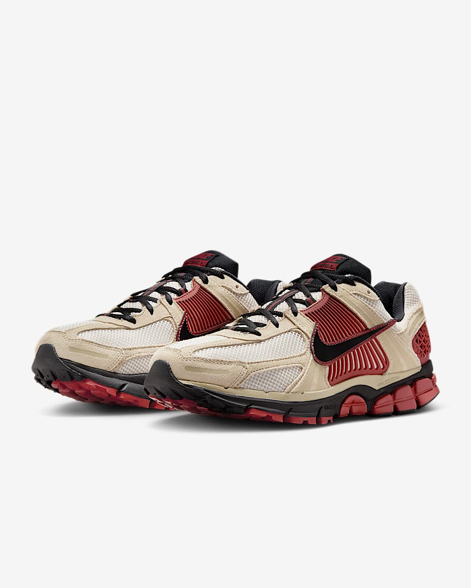 Nike Zoom Vomero 5 - Rouge / Beige